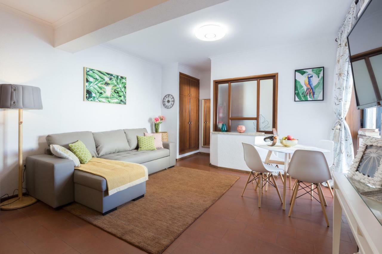 2 Comfy Bright Flats With Netflix Apartment Porto Exterior photo