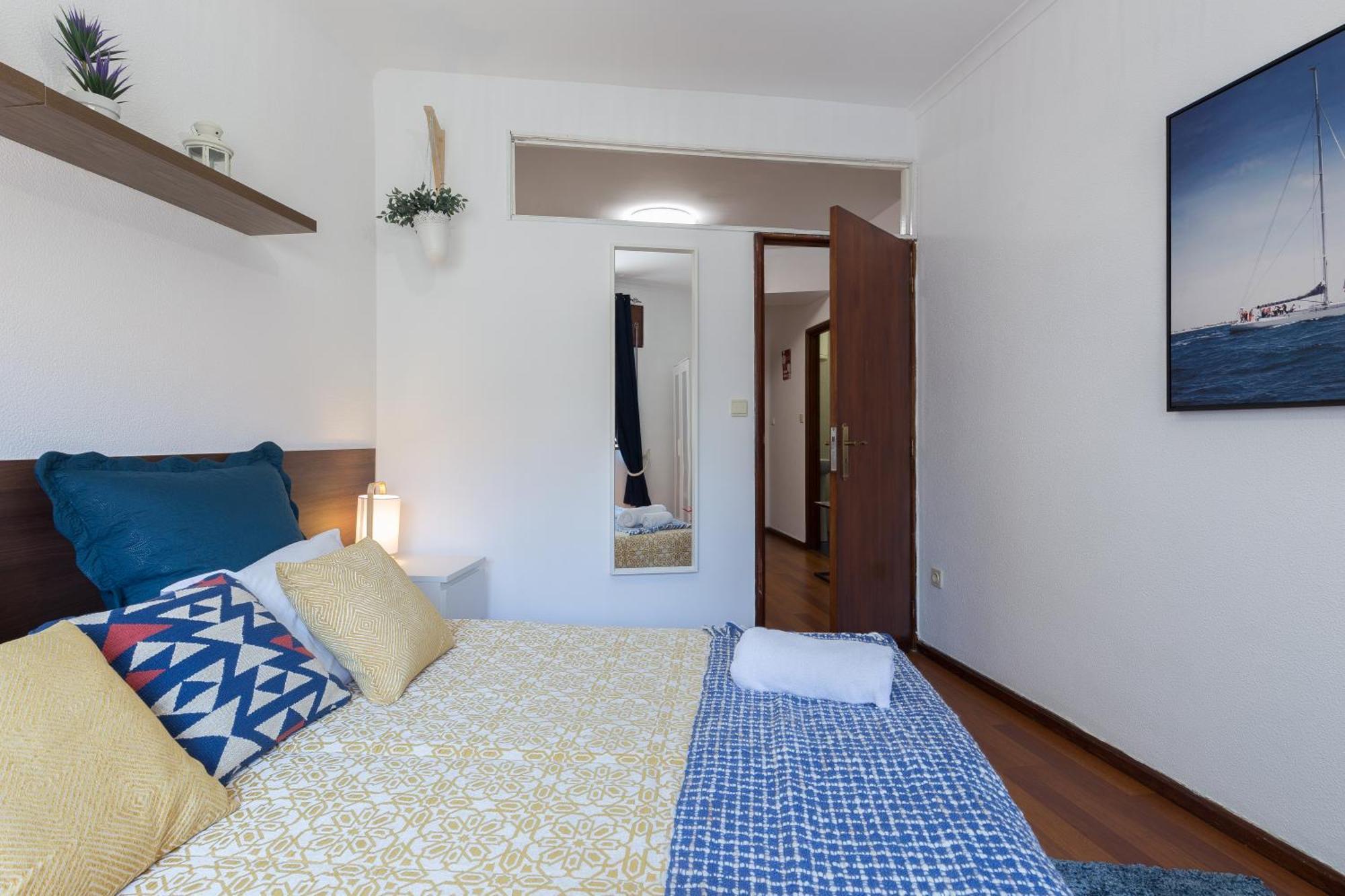 2 Comfy Bright Flats With Netflix Apartment Porto Exterior photo